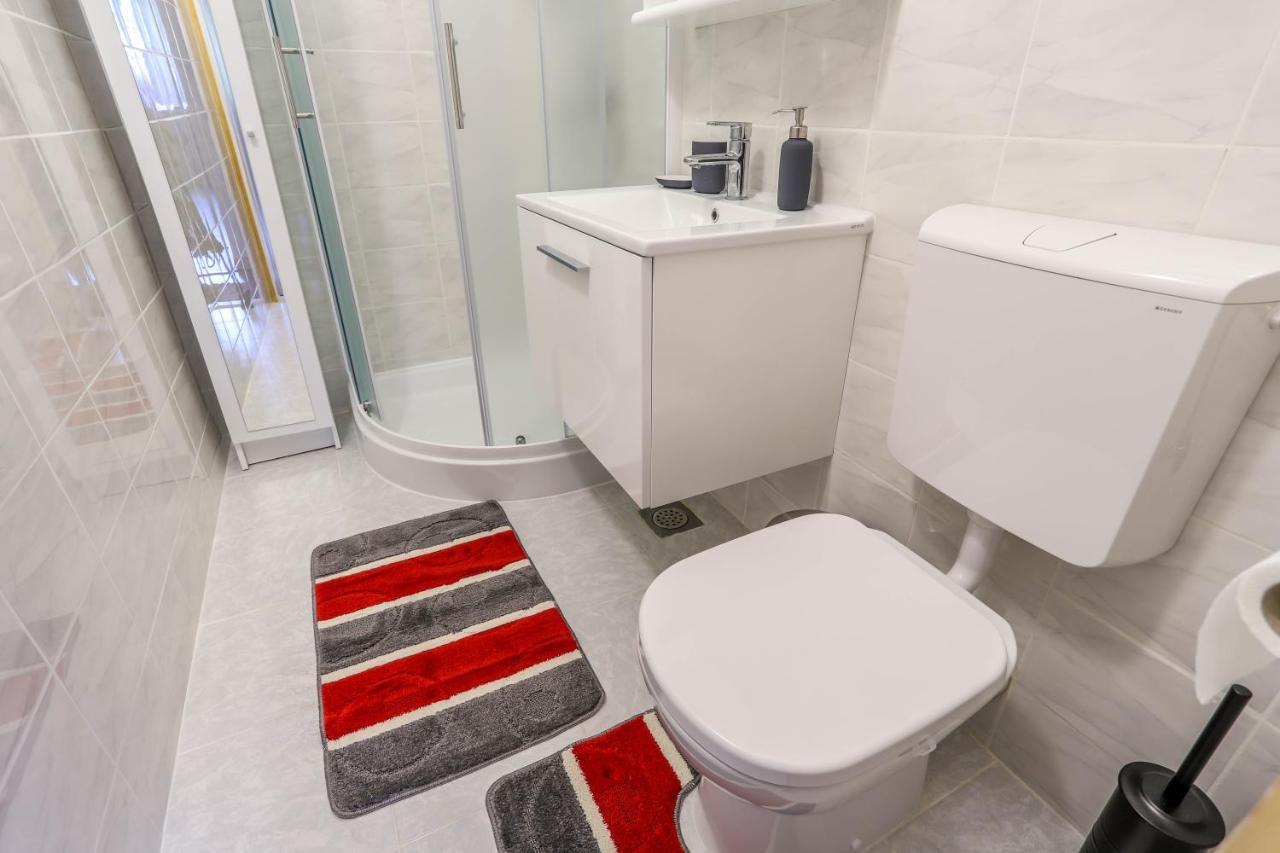 Apartamento Côté ensoleillé Pula Exterior foto