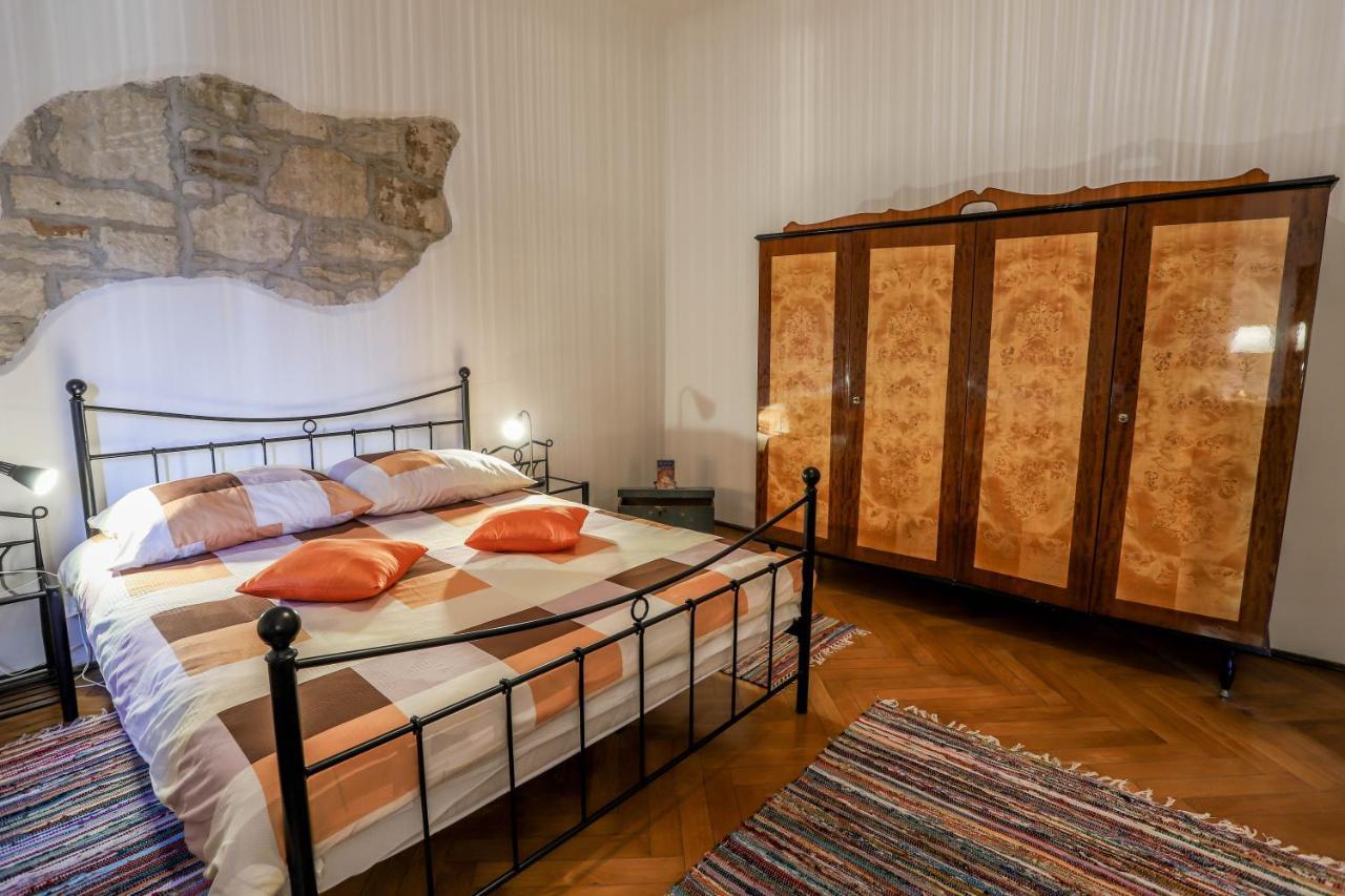 Apartamento Côté ensoleillé Pula Exterior foto